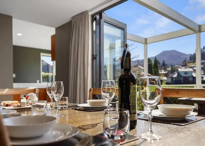 *** Lake Villa 457 ***